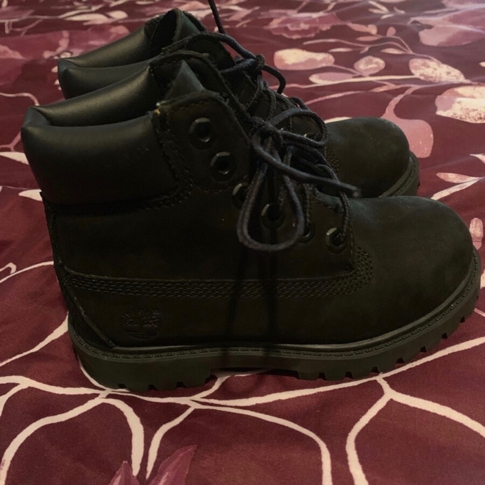 Black Timberlands